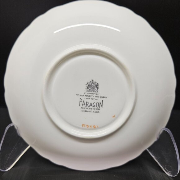 Paragon England Fine Bone China Teacup and Saucer Set Silver Wheat Design MCM - Picture 3 of 6